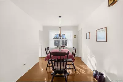 182 Connetquot Drive, Oakdale, NY 11769 - Photo 11