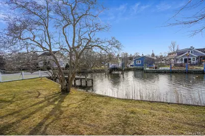 182 Connetquot Drive, Oakdale, NY 11769 - Photo 31