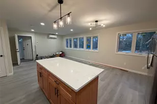 14 Cornwall Ln, Port Washington, NY 11050 - Photo 7