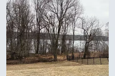 206 Waters Edge, Valley Cottage, NY 10989 - Photo 5