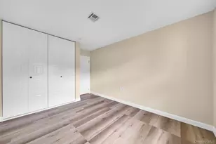 380 Woodbridge Dr, Ridge, NY 11961 - Photo 9