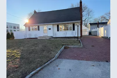 [Address not provided], Ronkonkoma, NY 11779 - Photo 1