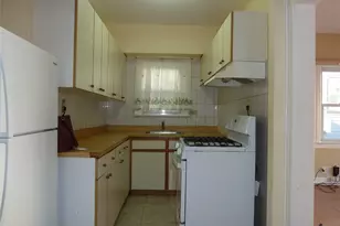 25-15 Far Rockaway Blvd, Far Rockaway, NY 11691 - Photo 5