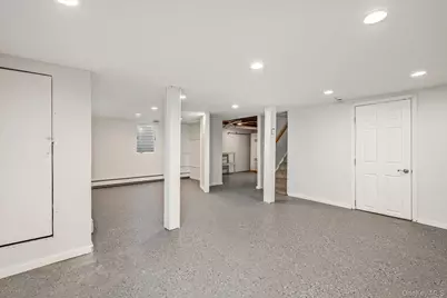 20 Kenneth Avenue, Bellmore, NY 11710 - Photo 15