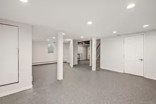 20 Kenneth Ave, Bellmore, NY 11710 - Photo 15