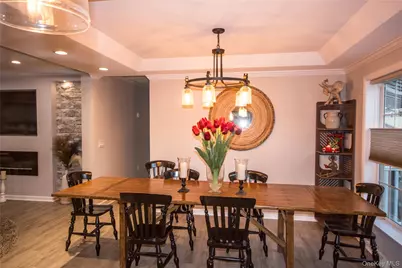 1661 # 519 Old Country Rd, Riverhead, NY 11901 - Photo 3