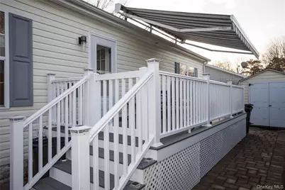 1661 # 519 Old Country Rd, Riverhead, NY 11901 - Photo 13