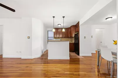 140-10 84th Drive #1B, Briarwood, NY 11435 - Photo 7