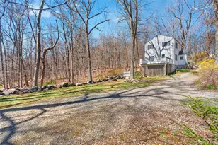 11 Shawnee Rd, Putnam Valley, NY 10579 - Photo 3