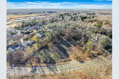 267 Old Country Road, Eastport, NY 11941 - Photo 15