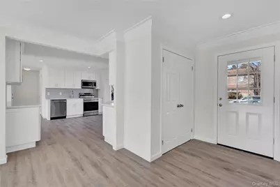 21 Piper Lane, Levittown, NY 11756 - Photo 3