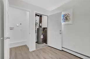 21 Piper Ln, Levittown, NY 11756 - Photo 13