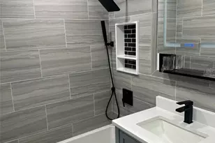 233 E Fulton St, Long Beach, NY 11561 - Photo 5