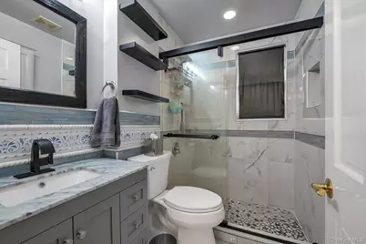 4005 Grace Avenue, Bronx, NY 10466 - Photo 11