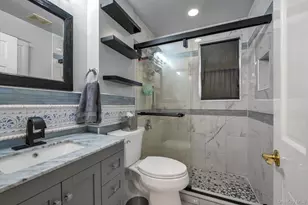 4005 Grace Ave, Bronx, NY 10466 - Photo 11