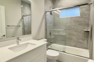 384 Scudder Ave, Copiague, NY 11726 - Photo 15