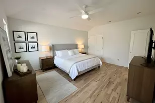 384 Scudder Ave, Copiague, NY 11726 - Photo 17