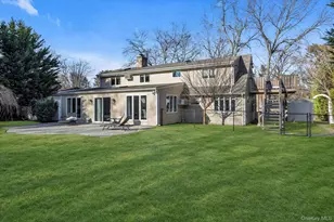 56 Fairfields Ln, Huntington Station, NY 11746 - Photo 19