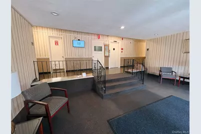 25 Elizabeth Street #3A, Farmingdale, NY 11735 - Photo 11