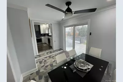 310 Brookside Court, Copiague, NY 11726 - Photo 11