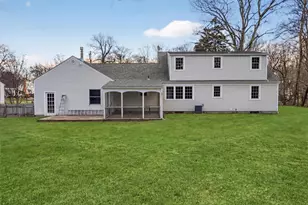 15 Valley View Rd, Hyde Park, NY 12538 - Photo 13