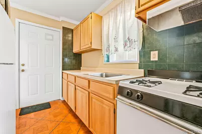 522 E 139th Street, Bronx, NY 10454 - Photo 7