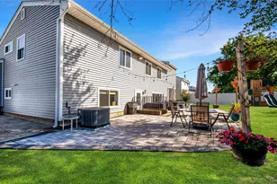 10 Ponder Ln, Deer Park, NY 11729 - Photo 31