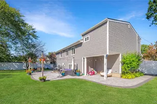 10 Ponder Ln, Deer Park, NY 11729 - Photo 37