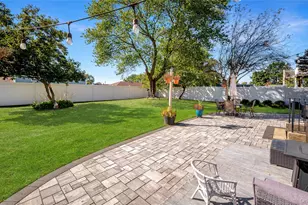 10 Ponder Ln, Deer Park, NY 11729 - Photo 29