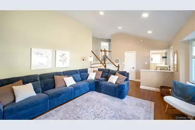 10 Ponder Lane, Deer Park, NY 11729 - Photo 5