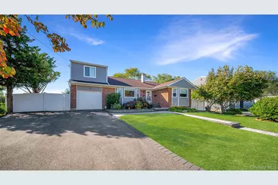 10 Ponder Lane, Deer Park, NY 11729 - Photo 3