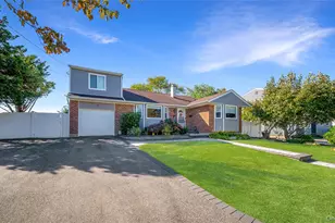 10 Ponder Ln, Deer Park, NY 11729 - Photo 3