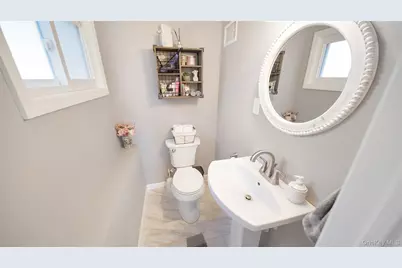 10 Ponder Lane, Deer Park, NY 11729 - Photo 23