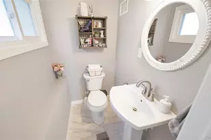 10 Ponder Ln, Deer Park, NY 11729 - Photo 23