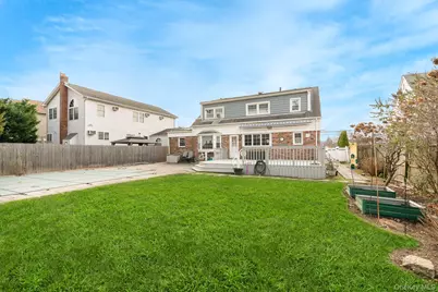 3861 Wilburne Avenue, Seaford, NY 11783 - Photo 7