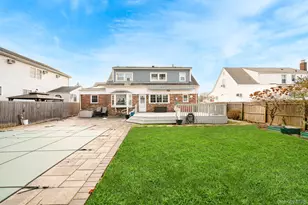 3861 Wilburne Ave, Seaford, NY 11783 - Photo 5