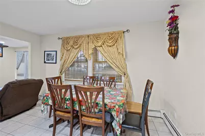 79 Union Place, Hempstead, NY 11550 - Photo 7