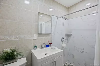 79 Union Place, Hempstead, NY 11550 - Photo 13