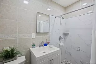 79 Union Pl, Hempstead, NY 11550 - Photo 13