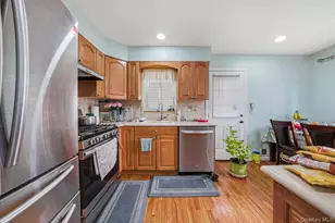 11 Crescent St, Oyster Bay, NY 11801 - Photo 11