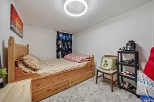 11 Crescent St, Hicksville, NY 11801 - Photo 11