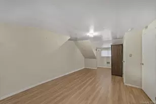 11 Crescent St, Hicksville, NY 11801 - Photo 25