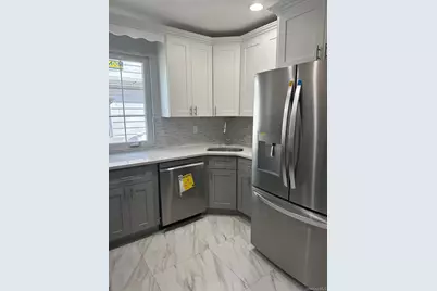 237-34 Fairbury Avenue #1st FL, Bellerose, NY 11426 - Photo 9