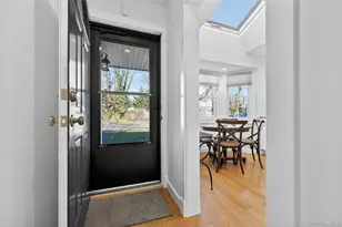 1 Mechanic Ct, Huntington, NY 11743 - Photo 3