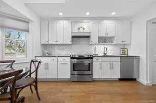 1 Mechanic Ct, Huntington, NY 11743 - Photo 5