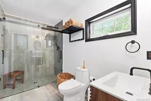 66 Knoll Rd, Southampton, NY 11968 - Photo 23