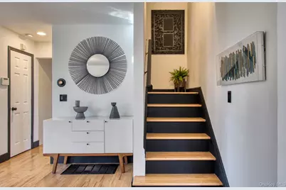 66 Knoll Road, Southampton, NY 11968 - Photo 19