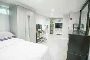 130-05 135th Pl, Ozone Park, NY 11420 - Photo 11