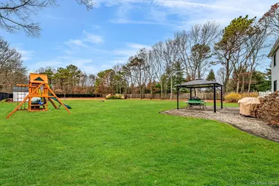 124 Spence Avenue, Holtsville, NY 11742 - Photo 3