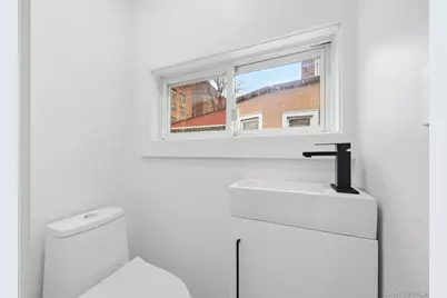 4365 De Reimer Avenue, Bronx, NY 10466 - Photo 5